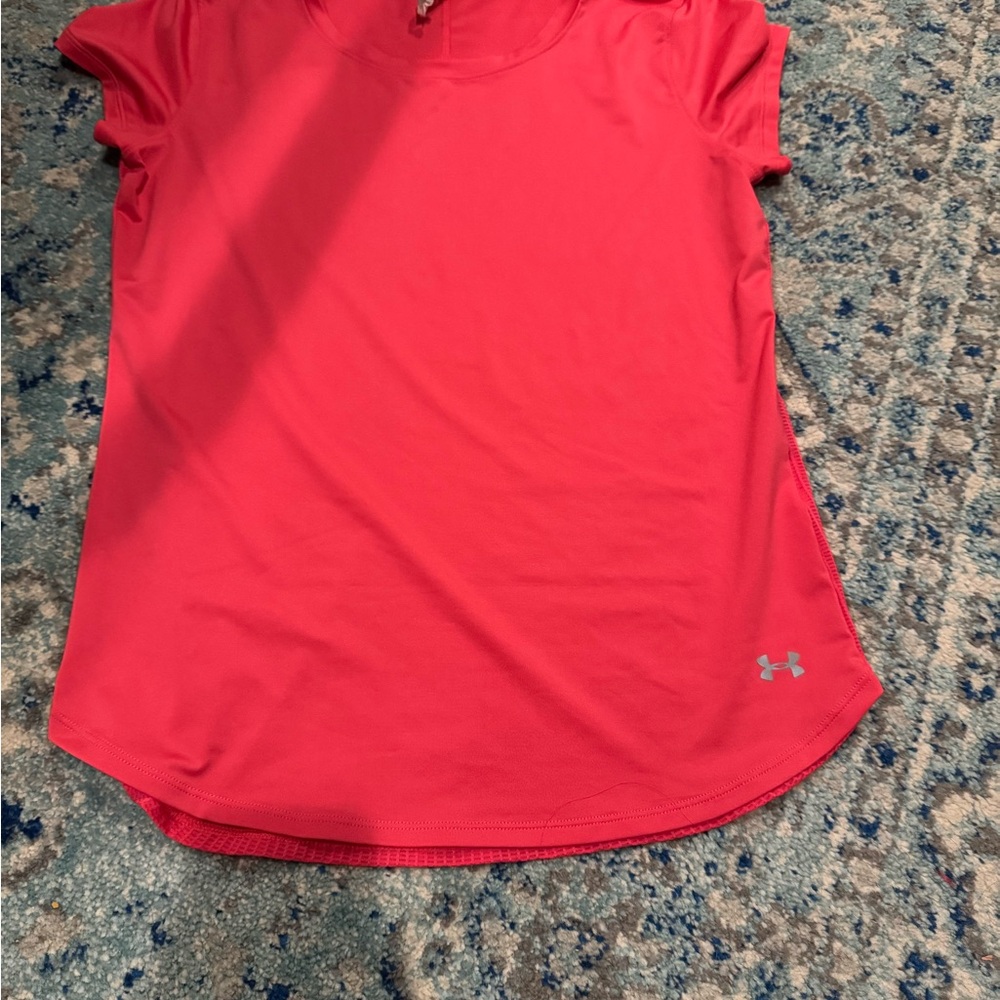 Under Armour Coral Performance Tee